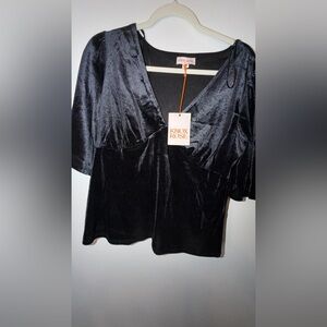 Knox Rose Ebony Velvet Blouse V Neck Size Large 
New With Tags